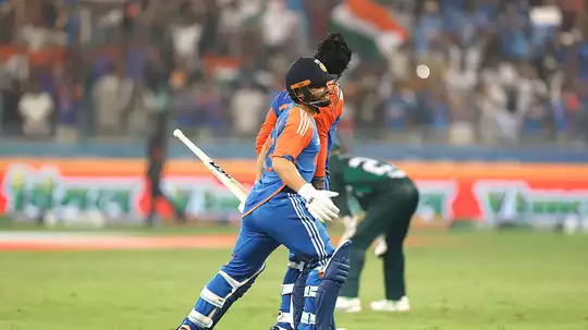 facing-his-first-ball-of-the-competition-rinku-singh-hit-a-boundary-to-get-the-winning-runs